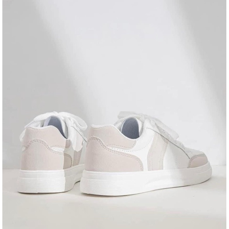 GIÀY THỂ THAO NỮ HOT TREND 2022