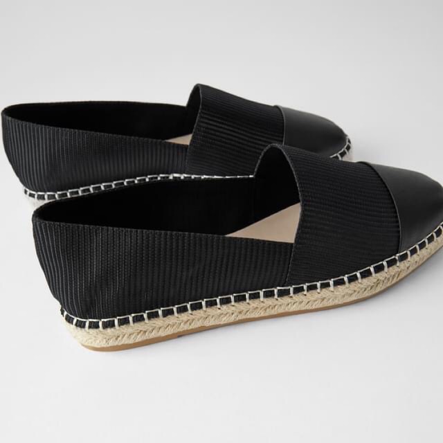 Giày slip-on z@ra cực kỳ êm chân | BigBuy360 - bigbuy360.vn