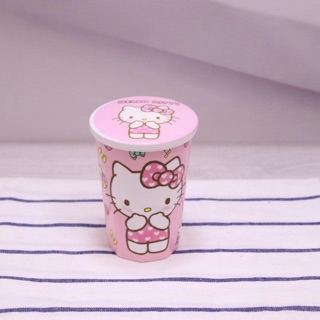 LY CÓ NẮP DORAEMON & HELLO KITTY