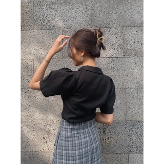 Áo cổ sen phối nút - Đen [A027 - Senbe Clothing]