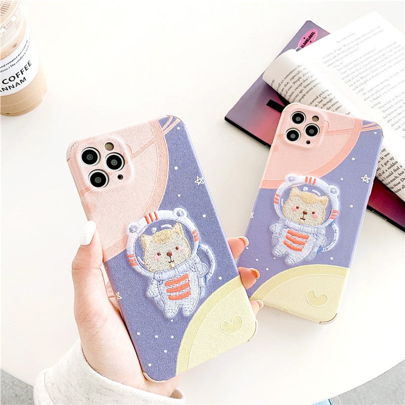 Ốp lưng iphone Cat Planet thêu viền chống va đập 5/5s/6/6plus/6s/6splus/7/7plus/8/8plus/x/xs/11/12/pro/max/plus/promax | BigBuy360 - bigbuy360.vn