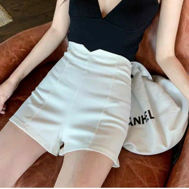 New Quần sort lưng cao chữ V mẫu mới nhất. (HÌNH THẬT 100%)