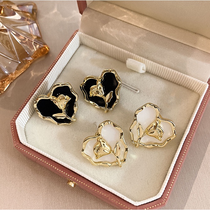 MOCHASHUBông tai hình hoa tulip màu đen xinh xắn thời trang cho nữ