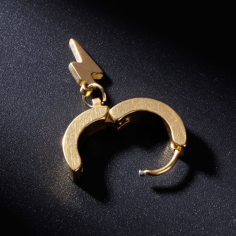 Bông tai thép titan mặt hình sấm sét độc đáo cá tính thời trang