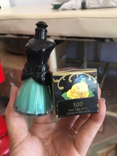 Sơn móng Anna Sui Nail Beauty 