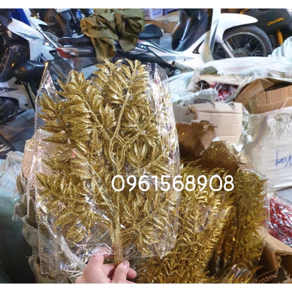 Lá đinh lăng phủ nhũ, kim tuyến trang trí oản tài lộc, tháp bánh, tháp nước | Phụ kiện trang trí