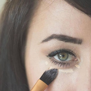 Cọ mắt Bobbi Brown Eye Shadow Brush