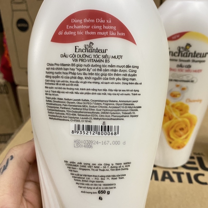 Dầu gội và sữa tắm Enchanteur Charming 650g / 1 chai
