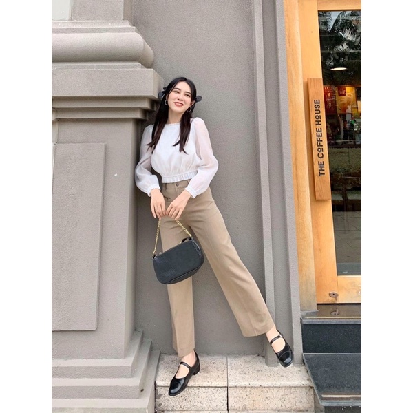 Áo trắng Garderobe