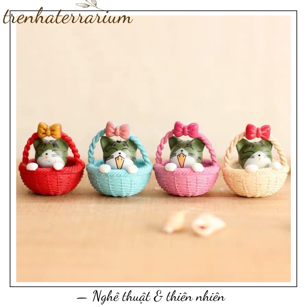 Tiểu cảnh mèo ngồi giỏ trang trí sen đá, xương rồng, terrarium, charm slime, cây cảnh mini, cây để bàn, đồ trang trí