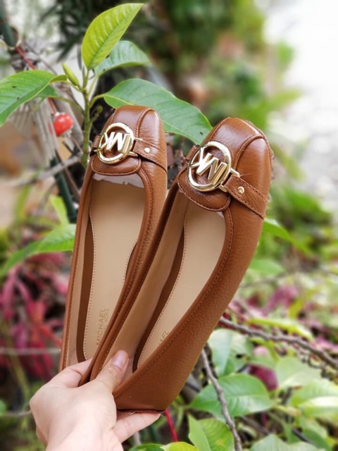 Giày michael kors chính hãng sale