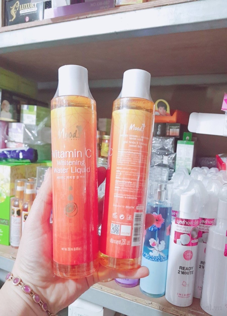 Toner dưỡng ẩm da Moods vıtamın C Whitening Liquid Thái Lan