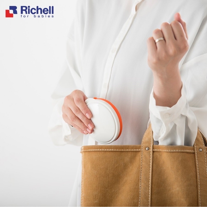 Chén ăn dặm gấp gọn kèm muỗng Richell