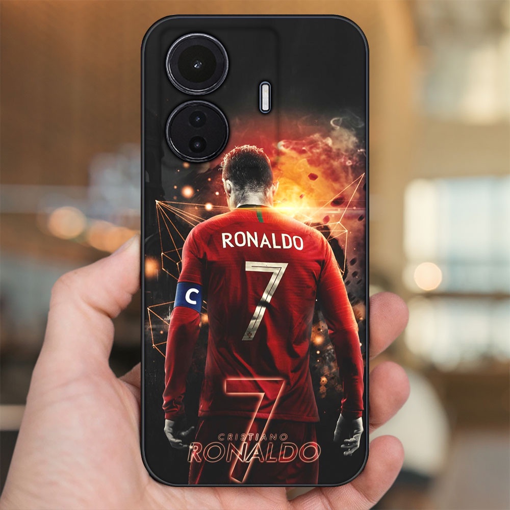 Ốp lưng Vivo S15e viền đen in hình Cristiano Ronaldo MU Manchester United CR7