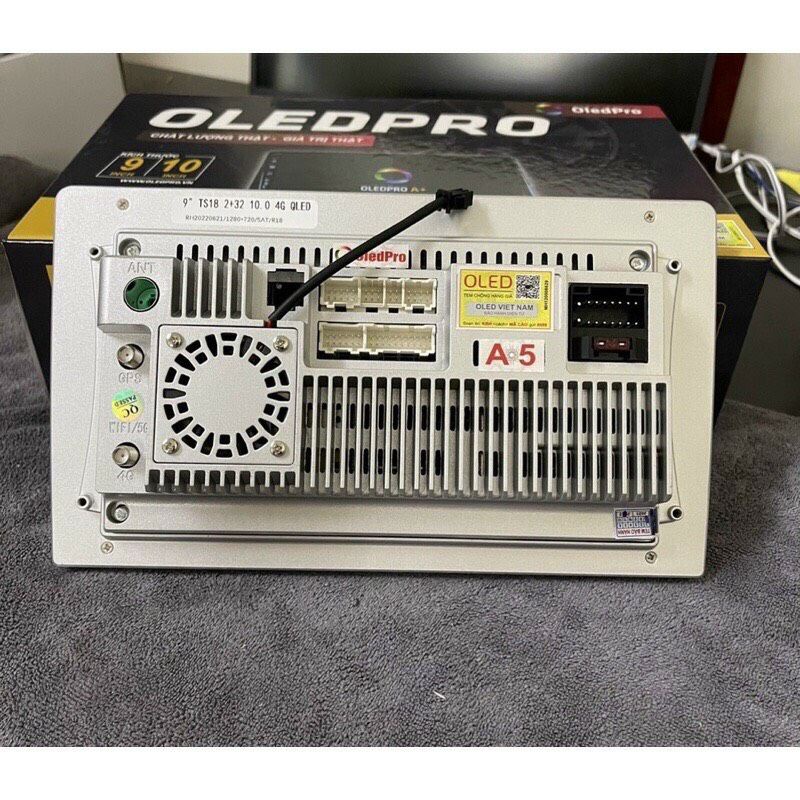 Màn Hình DVD Android Oled Pro A5 New Theo Xe Vios + Yaris 2014 - 2018, 10 inch kèm dưỡng và jack nguồn zin