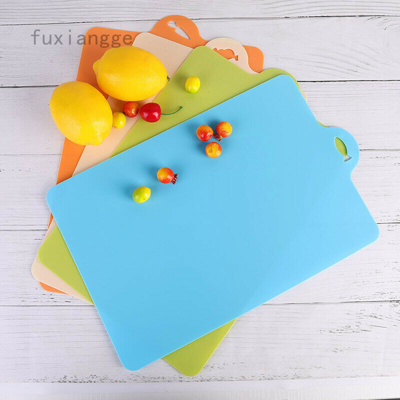 Thớt Cắt Thực Phẩm Chống Vi Khuẩn Chống Trượt Có Lỗ Treo Tiện Dụng Cho Nhà Bếp