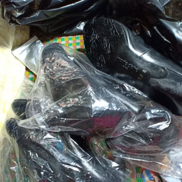 Giầy Hoa Hoàng 3₫ 510k
