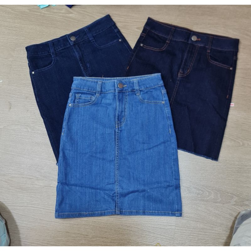 Chân váy nữ xuất dư ( Em còn size M )
