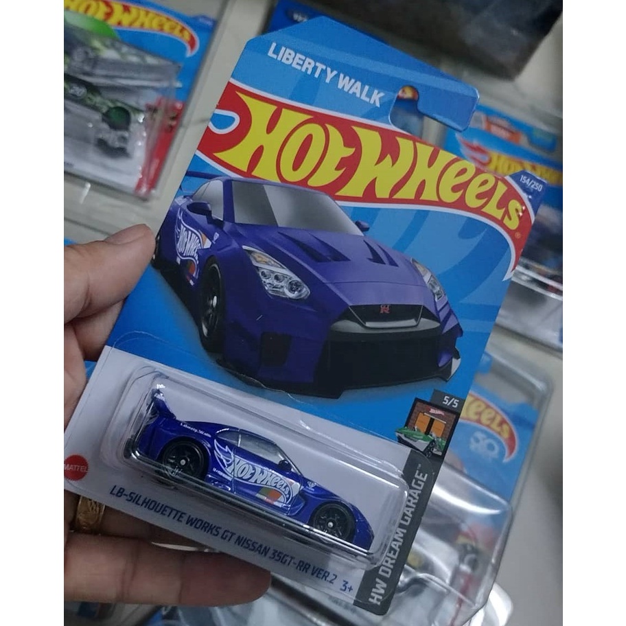 Xe Hotwheels LB-Silhouette Works GT Nissan 35GT-RR Ver. 2