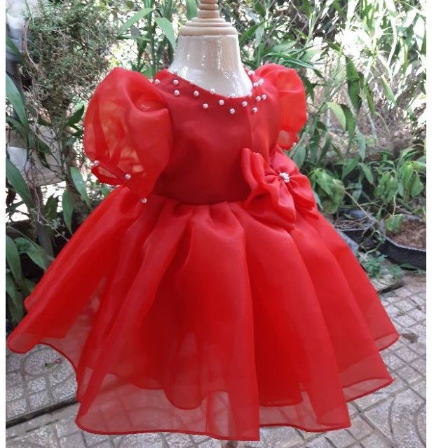 Váy công chúa cho bé tặng kèm cài