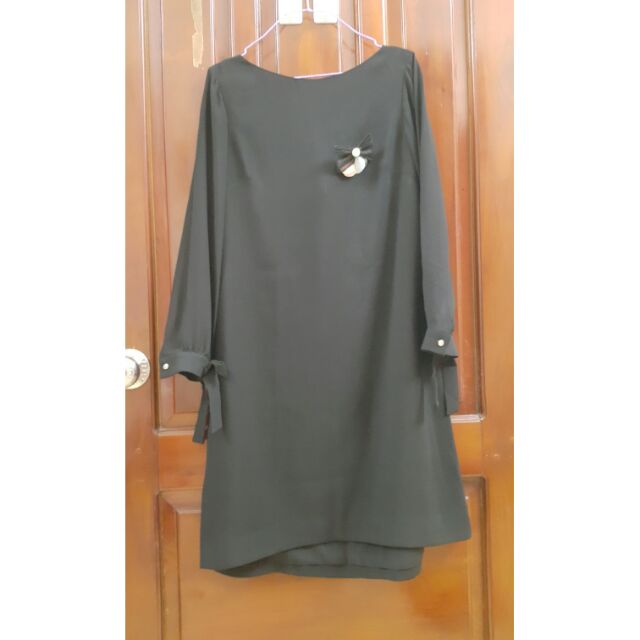 Váy dáng suông tay phối ren_màu đen