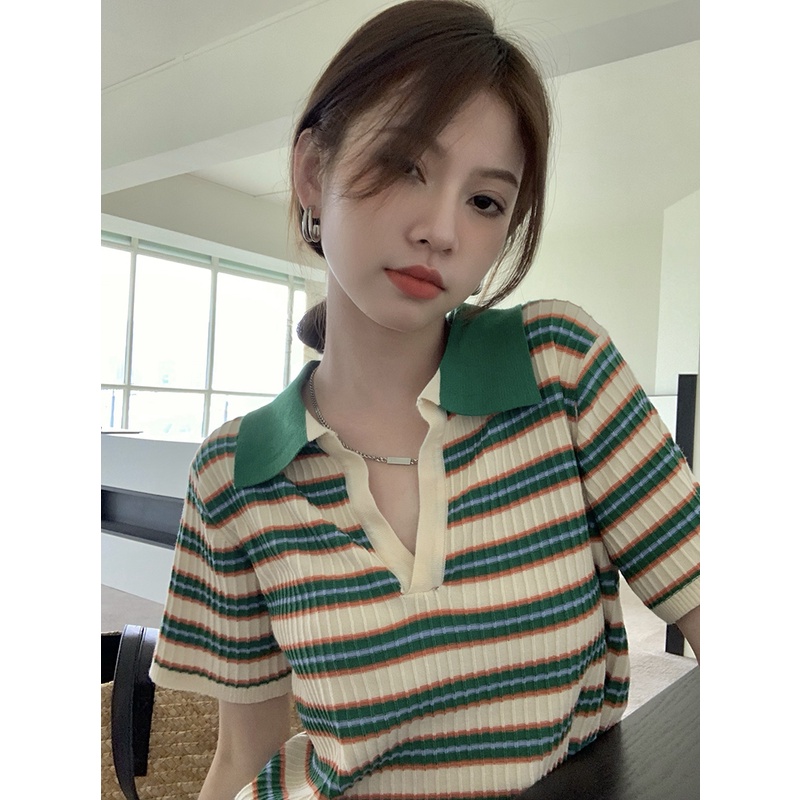Porozi  Áo croptop polo  thun dệt kim tay ngắn họa tiết sọc ngang thời trang dành cho nữ