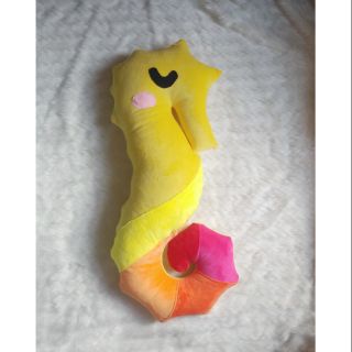 Gối cá ngựa handmade cho bé