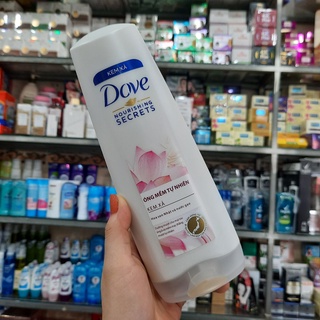 Kem xả Dove óng mềm tự nhiên tinh chất hoa sen Nhật và nước gạo 320g