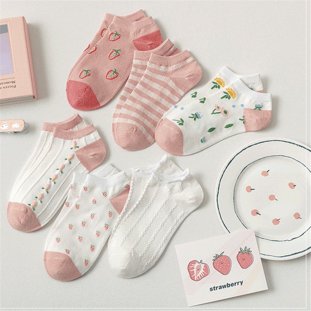 Vớ Cổ Thấp In Họa Tiết Dâu Tây Màu Trắng/ Hồng Dễ Thương Thời Trang Cho Nữ