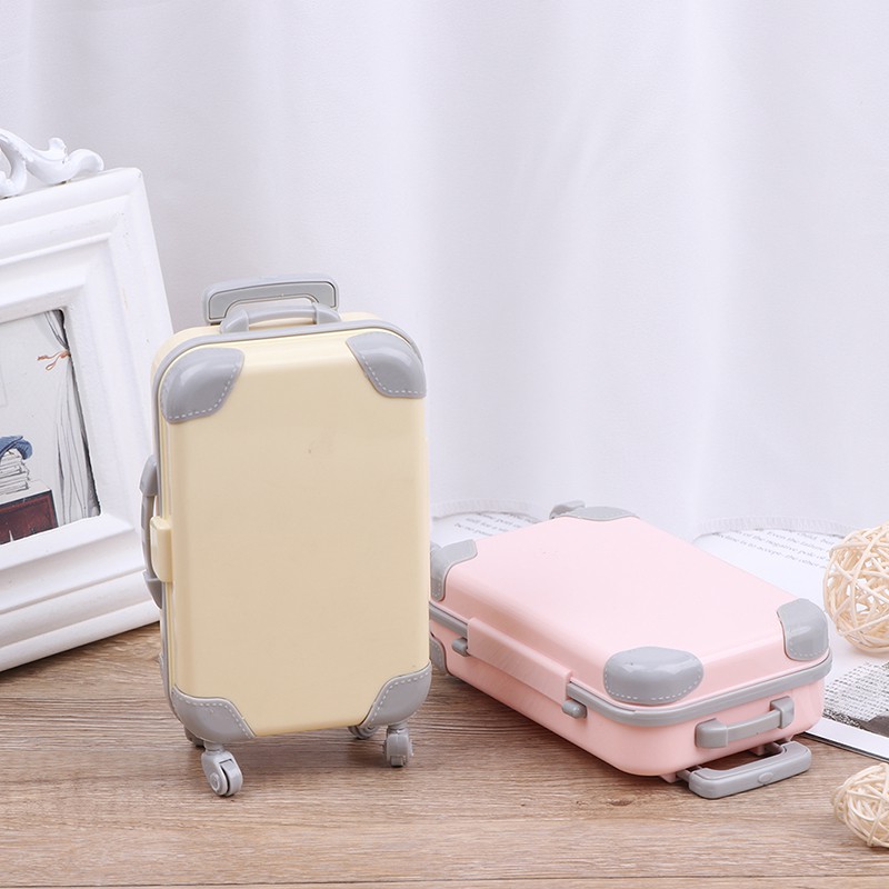 Vali mini bằng nhựa thiết kế nhỏ gọn dùng cho nhà búp bê