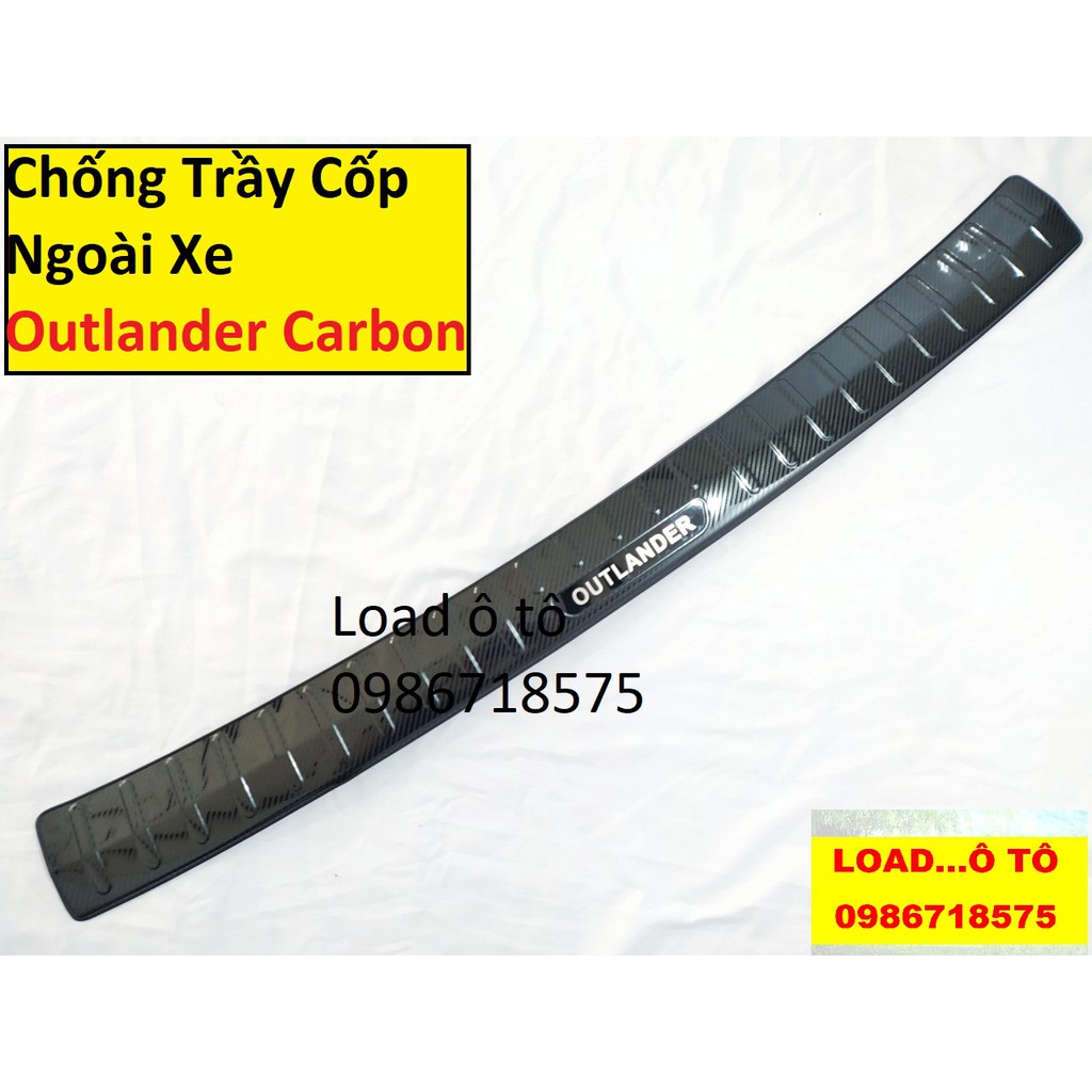 Chống Trầy Cốp, Ốp Bậc Cốp Ngoài Carbon Xe Mitsubishi Outlander 2022-2018 Cao Cấp