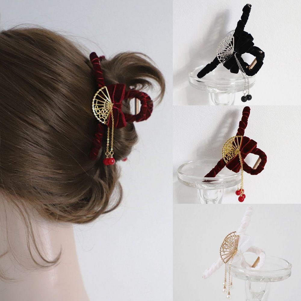 Kẹp Tóc Tua Rua Hình Bướm