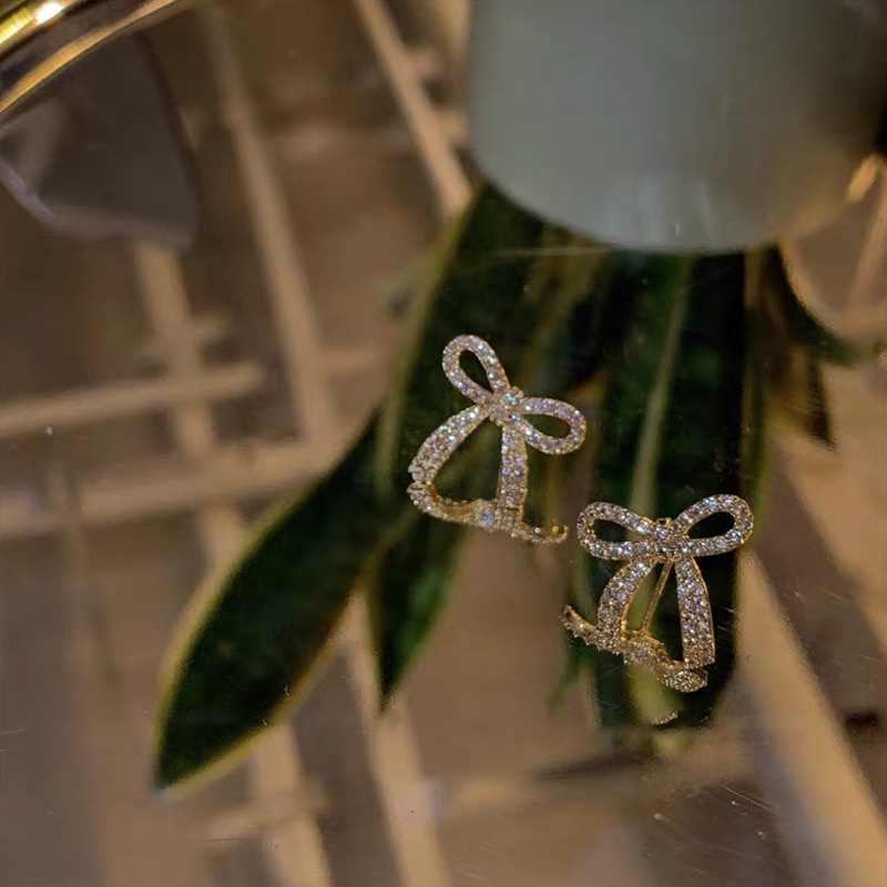 Bông tai nữ nơ đính đá lấp lánh phong cách Hàn Quốc