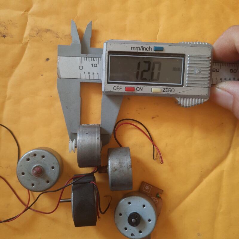 Mô tơ chạy đèn quạt gió diều 3-5v