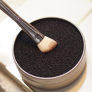 Dụng Cụ Làm Sạch Cọ Trang Điểm, Dạng Mút Khô, Vệ Sinh Cọ Makeup Dễ Dàng, Tiện Dụng