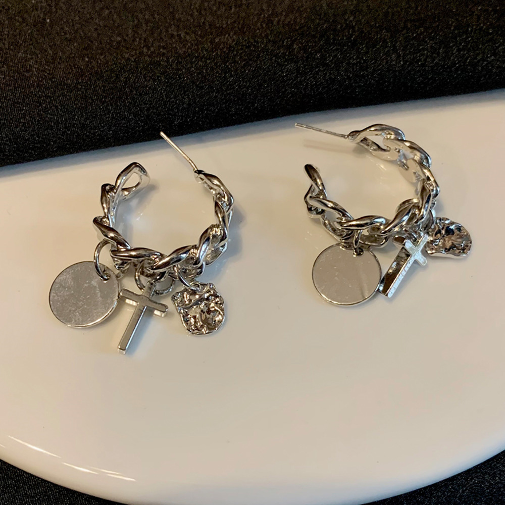 Khuyên Tai Hình Tròn Chữ Thập Cá Tính Hợp Thời Trang