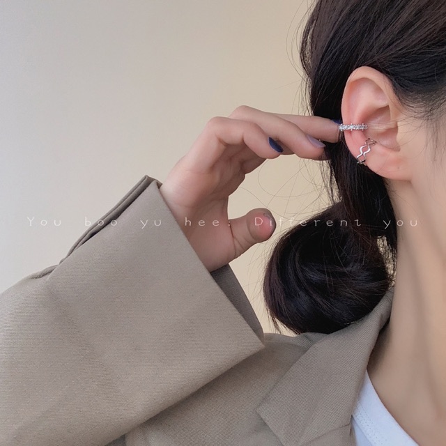 1 chiếc bông tai khuyên tai vành nhiều kiểu