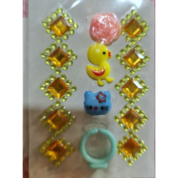 Vỉ tự làm nhẫn cho bé và sticker trang trí 3D
