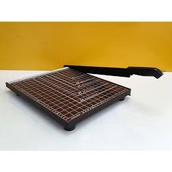 BÀN CẮT GỖ A3