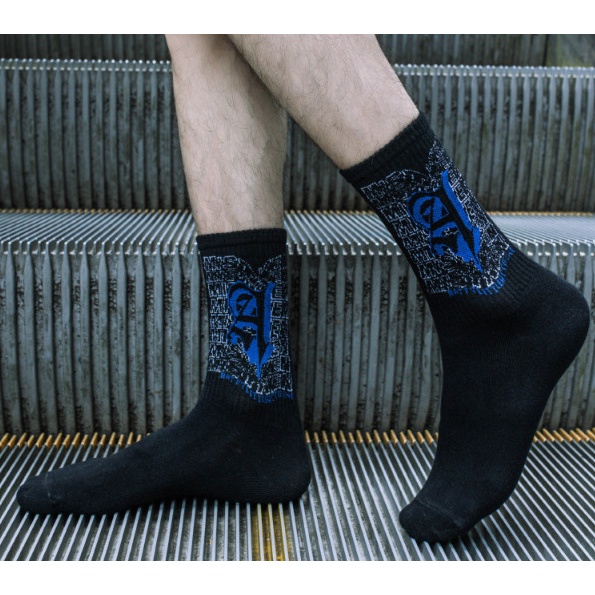 Vớ Tất hoạ tiết trắng đen cổ cao Nam Nữ phong cách thể thao, năng động.