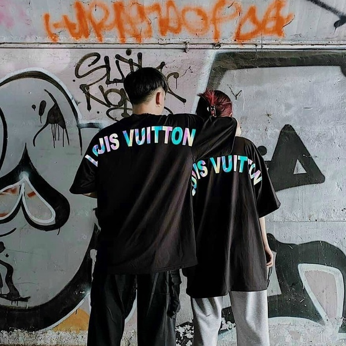 Áo thun, áo phông nam nữ Unisex họa tiết phản quang 7 màu in chữ LUISSVUITUOI
