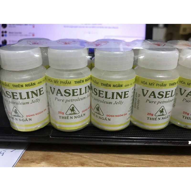 Vaseline nha khoa Thiên Ngân 20gr (1 lọ)