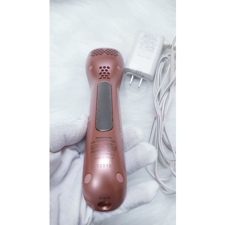 ST75 - Máy làm sạch da và đẩy tinh chất Panasonic ST75