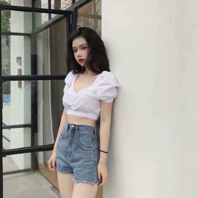 Áo croptop tay phồng xoắn ngực sang chảnh - hàng QCCC