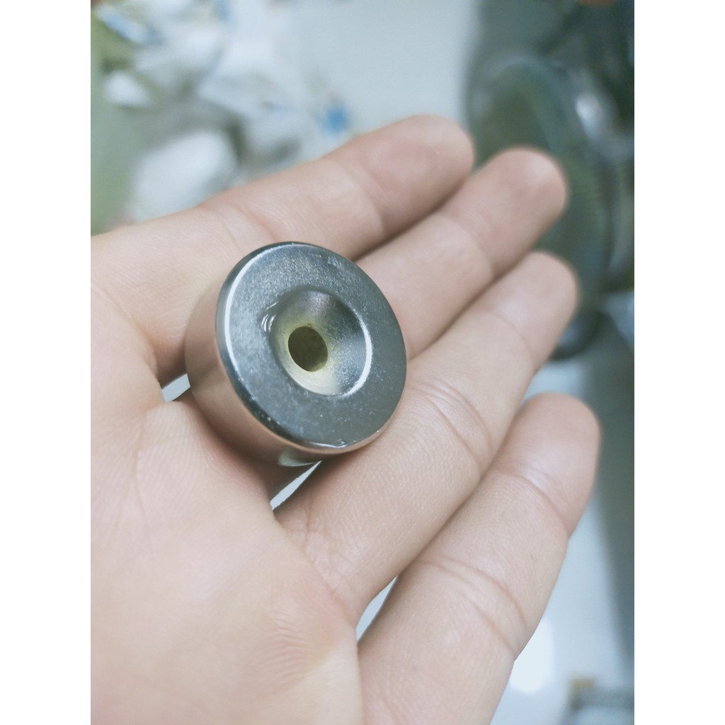 NAM CHÂM HÍT BI SẮT