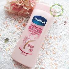 Sữa dưỡng thể Vaseline Heathy White Cân Bằng Độ Ẩm - Mịn &amp; Sáng Da