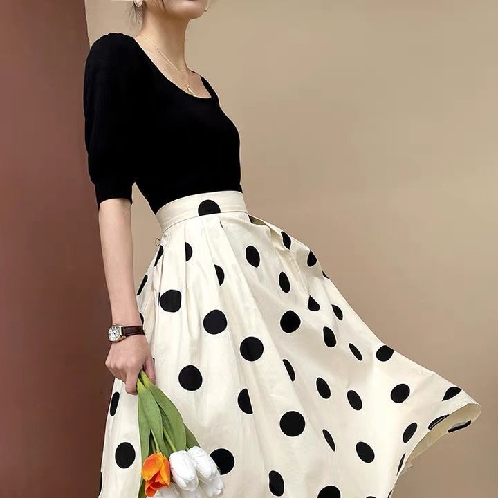 Áo Dệt Kim Mỏng Tay Ngắn Phồng Cổ Vuông Thời Trang Xuân Hè Mới 2021 Cho Nữ