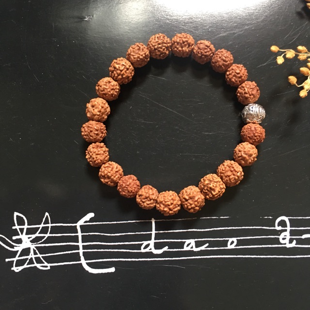 Vòng tay bồ đề kim cang 8mm charm Om mani padme hum rudraksha bracelet