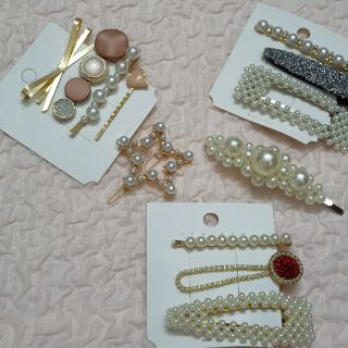 Kẹp tóc đính ngọc nhiều màu set 4 chiếc