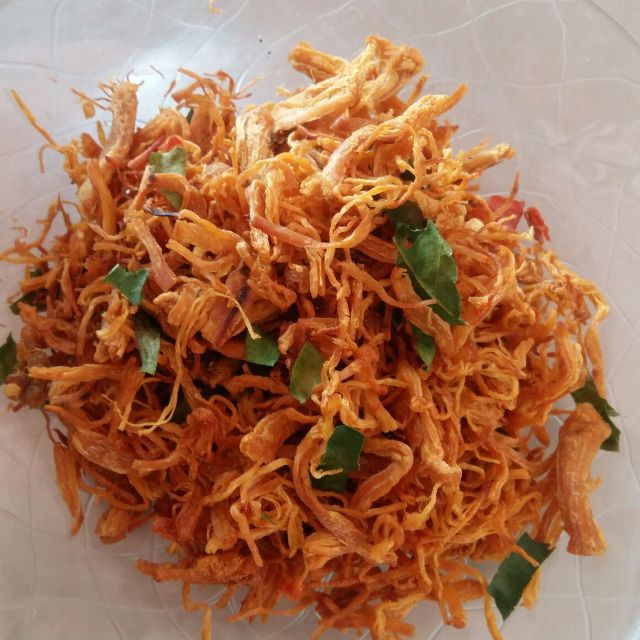 1KG KHÔ GÀ XÉ CAY LÁ CHANH LOẠI NGON